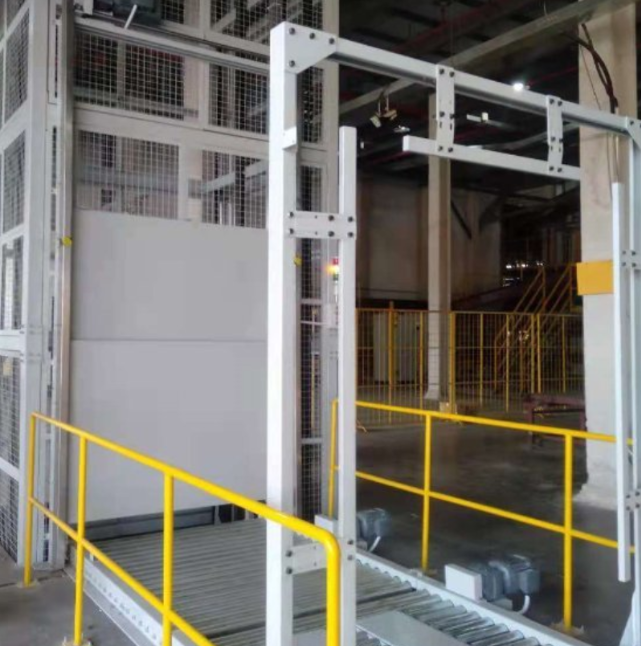 安源连续式提升机